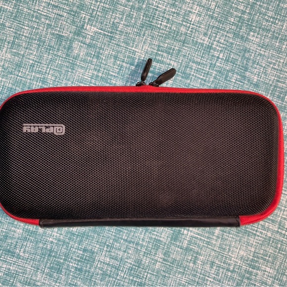 Switch Protective Travel Case - Picture 3 of 3